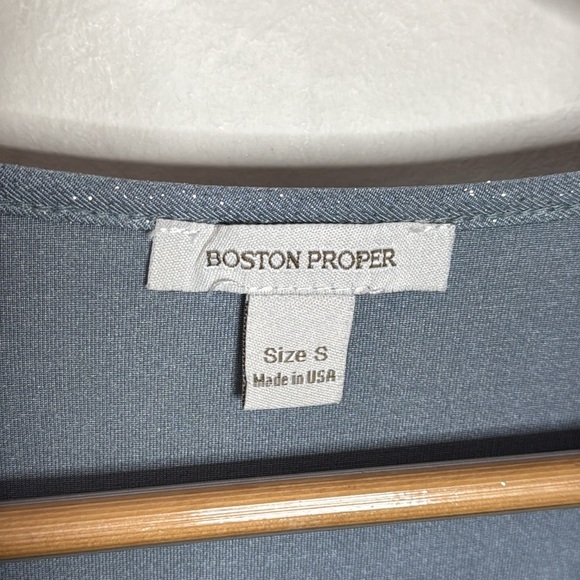 Boston Proper Gray Silver Shimmer Twist Knot Front long sleeve top size S - Picture 8 of 10